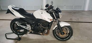 Suzuki GSR 600 - 2008