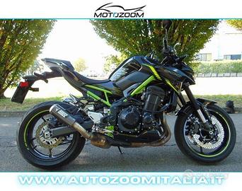 Kawasaki Z 900 .