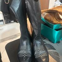 Stivali neri texani in pelle