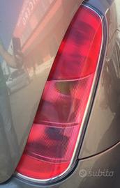 Coppia FANALE Faro Stop POSTERIORE LANCIA YPSILON