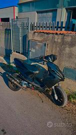 Aerox 50 (LEGGERE DESCRIZIONE)