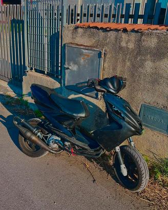 Aerox 50 (LEGGERE DESCRIZIONE)