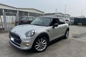 MINI Cooper D 1.5 Cooper D Hype 5 porte CAMBIO A
