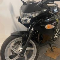 Honda cbr 250 da vetrina