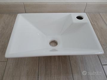 Lavandino Design geometrico 