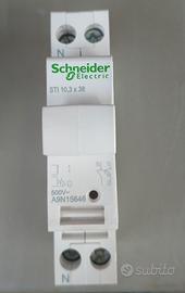 Porta fusibile modulare 1P+N Schneider