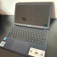 Asus EeeBook X205TA