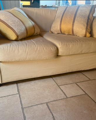 Due divani letto vendibili anche singolarmente