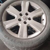 4 cerchi in lega da 19 pollici