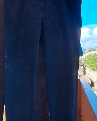 Pantaloni di velluto. 