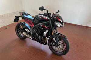 Triumph Street Triple R