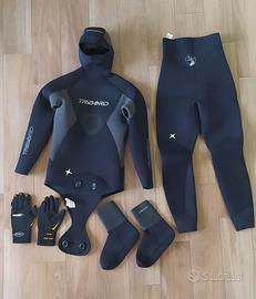 Muta completa Tribord 5mm + guanti + calzari