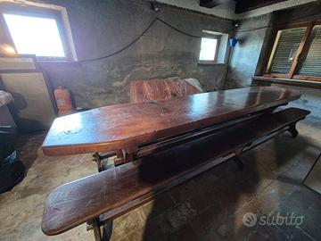 Tavolo e panche in legno massello arte povera