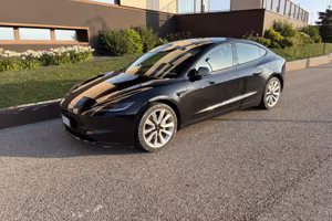 Tesla model 3 premium 60kw/h RWD