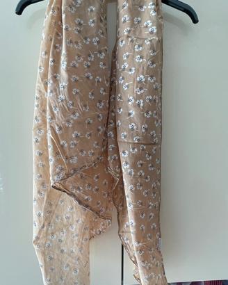 Foulard leggero marroncino con fiorellini