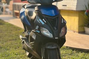 APRILIA SR 50