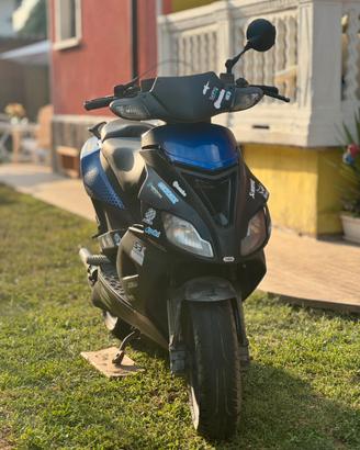 APRILIA SR 50