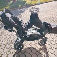 Passeggino gemellare o con eta di poco differente