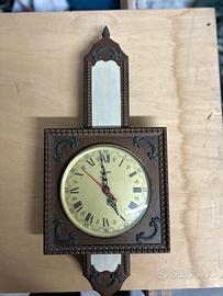 Orologio antico da parete - stile stranger things