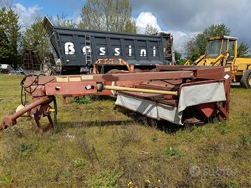 falciacondizionatrice Kuhn trainata da 2,50m