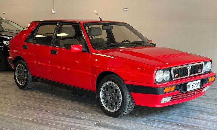 Lancia Delta HF INTEGRALE 8V KAT