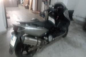 Yamaha t max