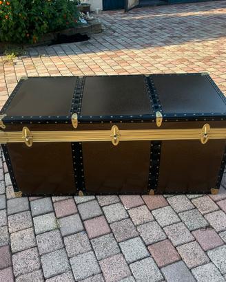 baule , mis.118x53x53 marrone