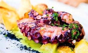 Osteria caratteristica con giardino