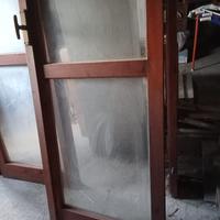 Porta finestra interna in legno e vetro a 2 ante