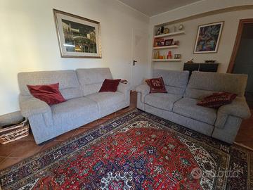 Coppia Divani Poltrone e sofà 