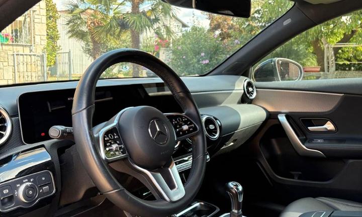 MERCEDES A 180 SPORT