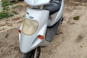Scooter Malaguti Phantom F10