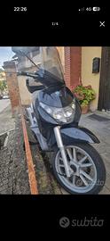 Scooter Beverly 250cc