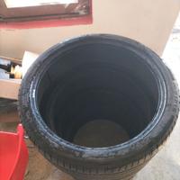 Gomme 245 35 r21 continental