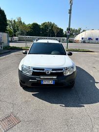 dacia daster metano
