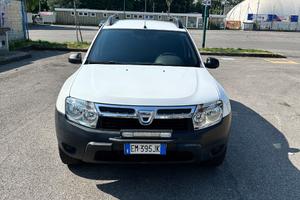 dacia daster metano