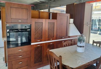 cucina in legno noce 