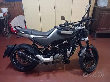 Husqvarna Svartpilen 125 - 2023