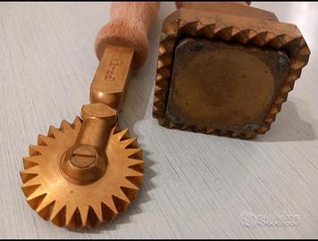 tagliapasta coltello ravioli stampo cuoco chef