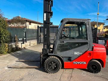 S75 Muletto 30 q Toyota