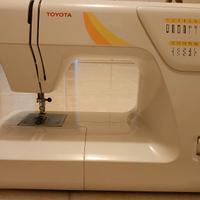 Macchina da cucire Toyota RS2000