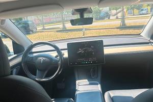 Tesla model y 90k km