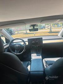 Tesla model y 90k km