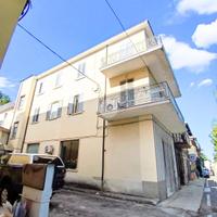 4 LOCALI A PENNE