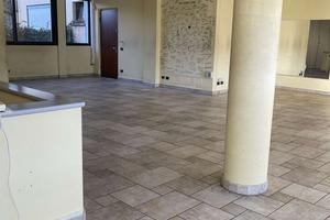 LOCALE COMMERCIALE A MERATE