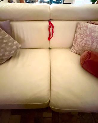 Divano letto in pelle .