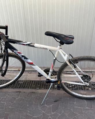 MTB   Frejus   26”   taglia  M