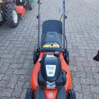 TOSAERBA HUSQVARNA LC 353 AWD