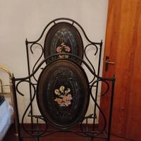 letto antico in ferro battuto