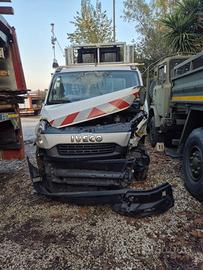 Iveco Daily 50C17 con pannello segnaletica